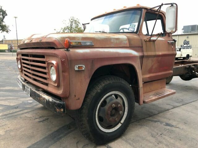 Ford F600 1969 image number 0