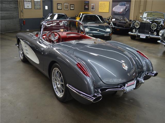 Chevrolet Corvette 1959 image number 17