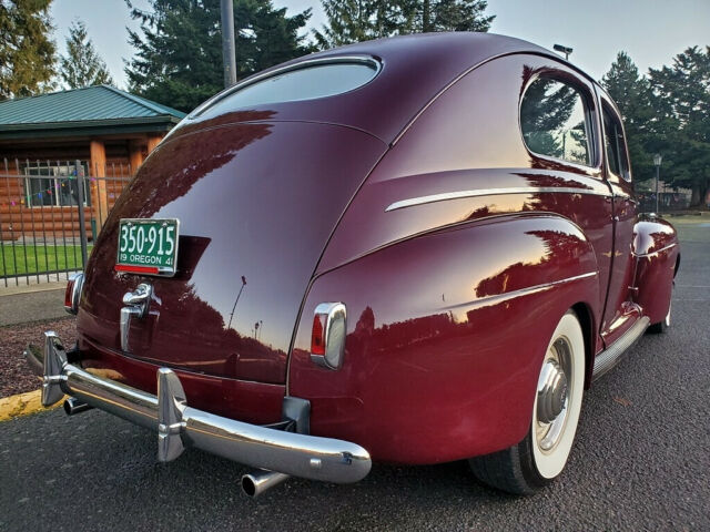 Ford 2 Door Sedan 1941 image number 6