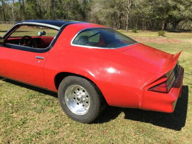 Chevrolet Camaro 1979 image number 2