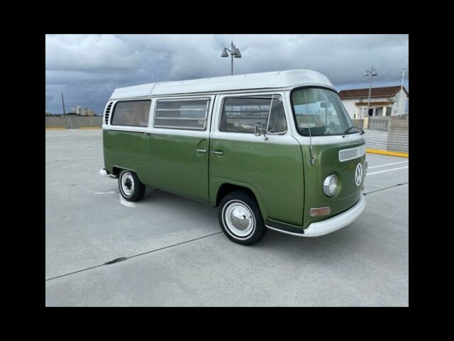 Volkswagen Bus/Vanagon 1968 image number 25