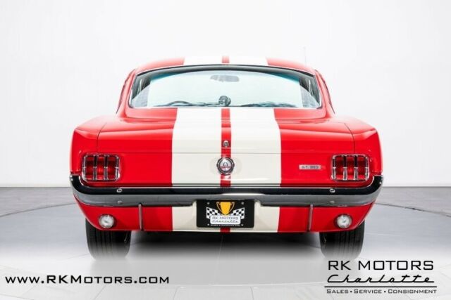 Ford Mustang 1965 image number 45