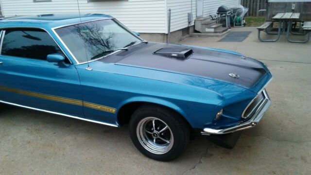 Ford Mustang 1969 image number 2