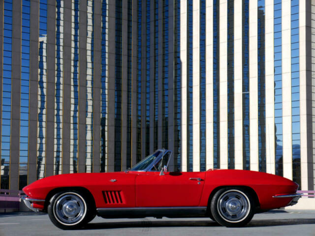 Chevrolet Corvette 1967 image number 24