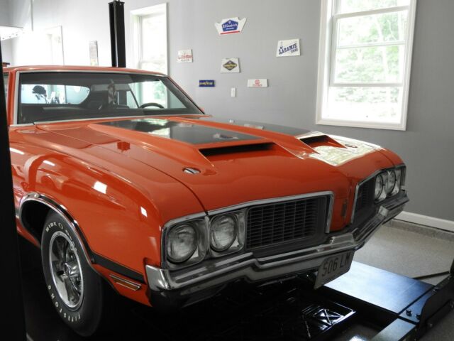 Oldsmobile Cutlass 1970 image number 1