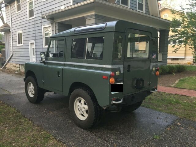 Land Rover Series IIA 1971 image number 2