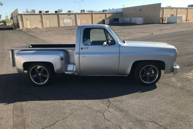 Chevrolet C-10 1975 image number 3