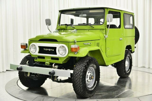 Toyota FJ Cruiser 1976 image number 26