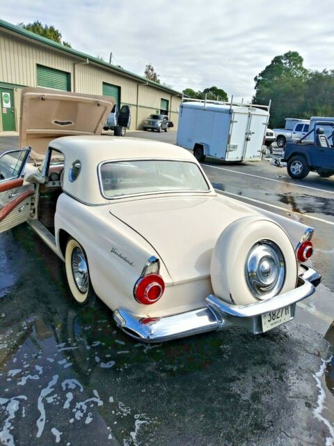 Ford Thunderbird 1956 image number 11