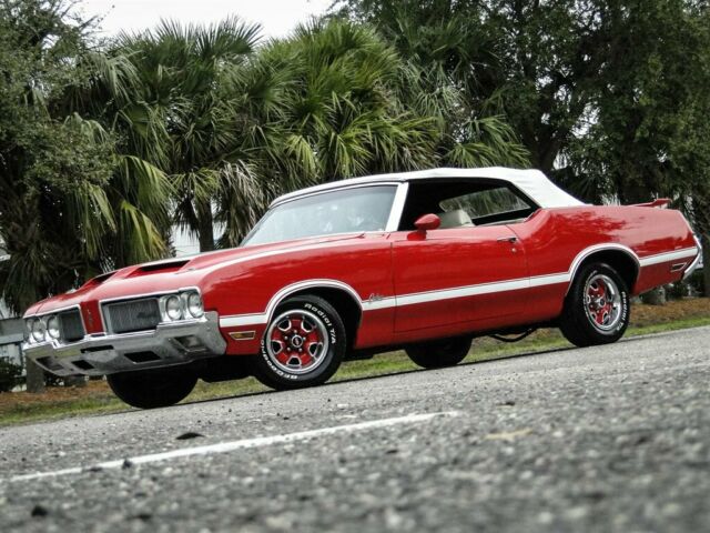 Oldsmobile Cutlass 1970 image number 1