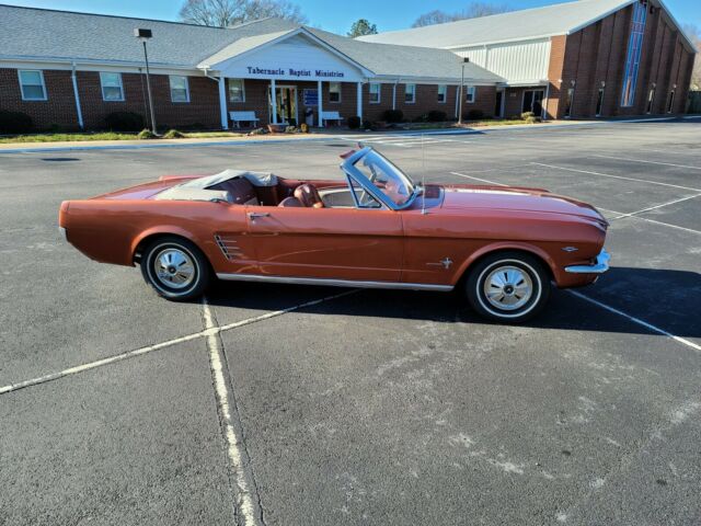 Ford Mustang 1966 image number 28