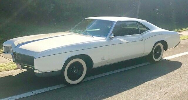 Buick Riviera 1966 image number 0