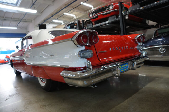 Pontiac CHIEFTAN TRI-POWER CONVERTIBLE 1958 image number 12