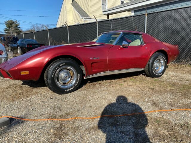 Chevrolet Corvette 1976 image number 21