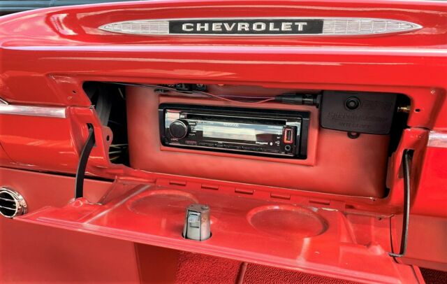 Chevrolet C/K Pickup 1500 1965 image number 16