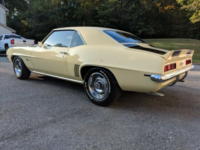 Chevrolet Camaro 1969 image number 2