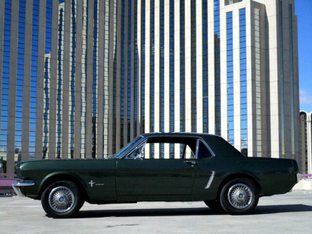 Ford Mustang 1965 image number 24