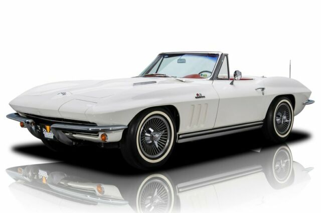 Chevrolet Corvette 1965 image number 0