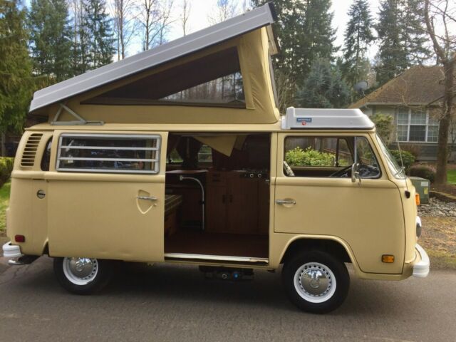 Volkswagen Bus/Vanagon 1978 image number 22