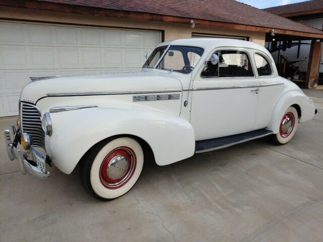 Buick Special 1940 image number 10