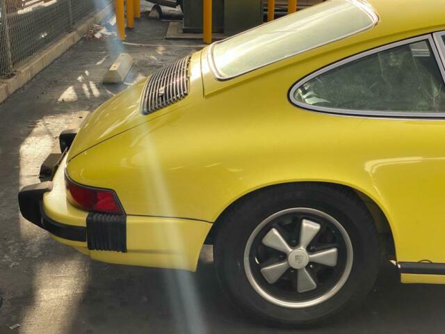 Porsche 911 1974 image number 30