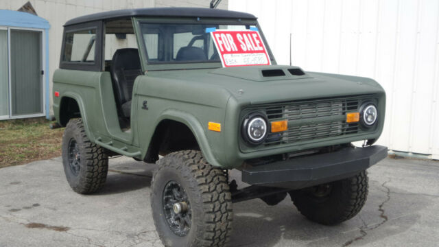 Ford Bronco 1975 image number 0