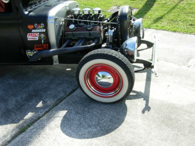 Chevrolet 5 window coupe 1932 image number 22