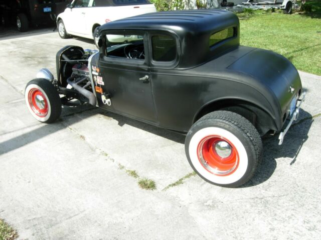 Chevrolet 5 window coupe 1932 image number 32