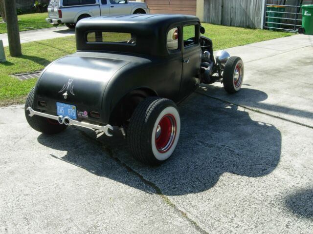 Chevrolet 5 window coupe 1932 image number 34