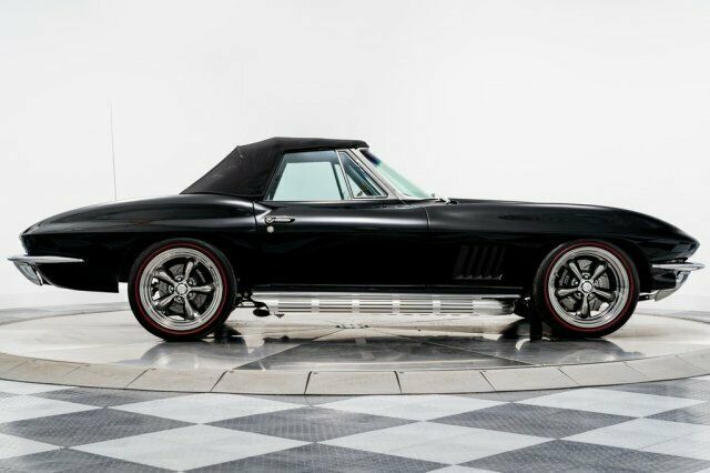 Chevrolet Corvette 1967 image number 16