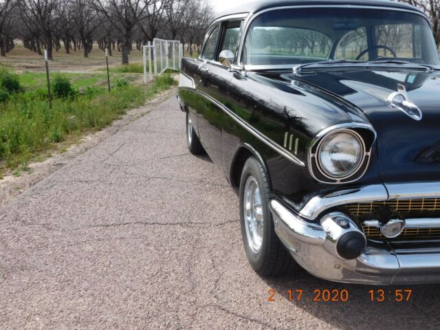 Chevrolet Bel Air/150/210 1957 image number 26