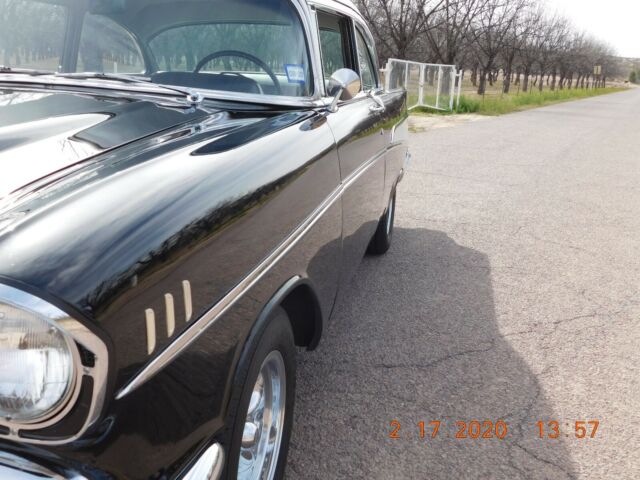 Chevrolet Bel Air/150/210 1957 image number 27