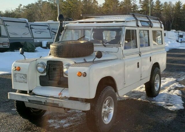 Land Rover Defender 1967 image number 23