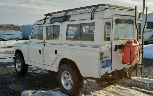 Land Rover Defender 1967 image number 25