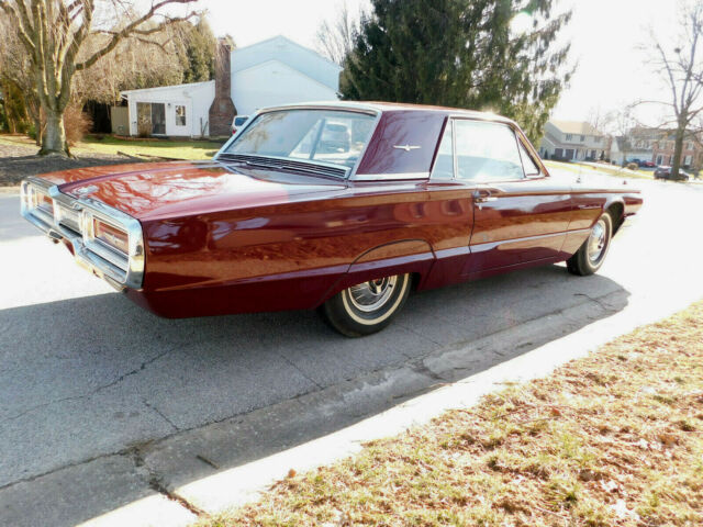 Ford Thunderbird 1964 image number 29