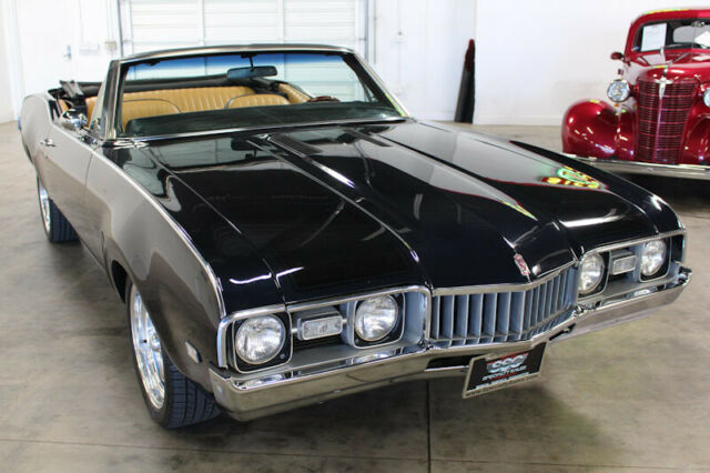 Oldsmobile Cutlass 1968 image number 29