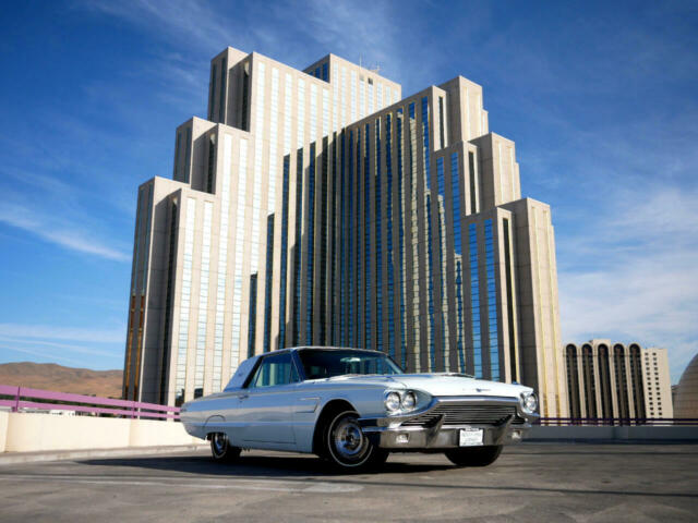 Ford Thunderbird 1965 image number 5