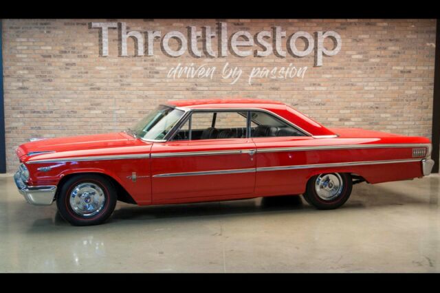 Ford Galaxie 1963 image number 0