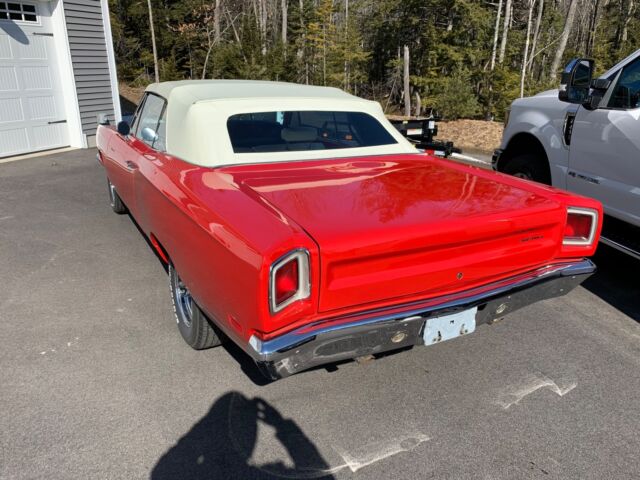 Plymouth Road Runner 1969 image number 1