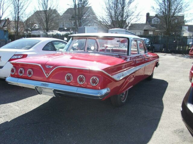 Chevrolet Impala 1961 image number 7