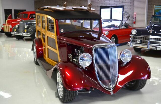 Ford Custom Woodie 1934 image number 16