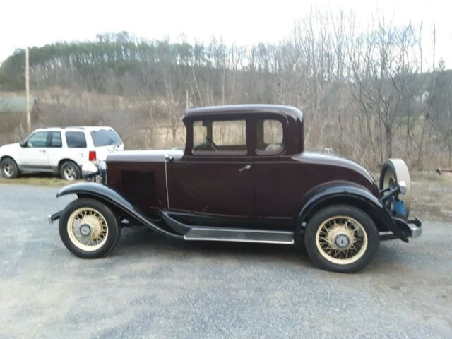 Chevrolet 5 window sports coupe 1931 image number 16