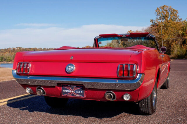 Ford Mustang 1966 image number 29