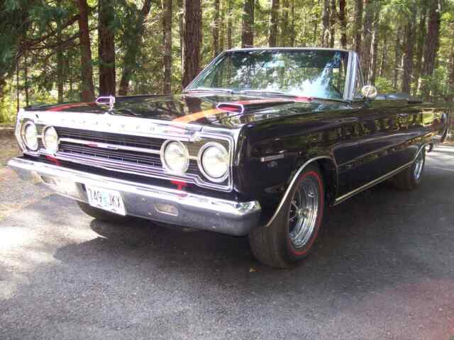 Plymouth GTX 1967 image number 2