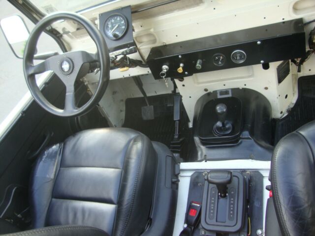 Land Rover Defender 1969 image number 20