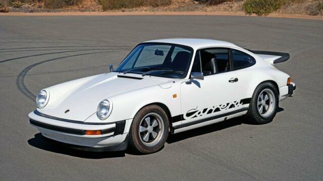 Porsche 911 1975 image number 21