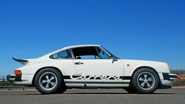 Porsche 911 1975 image number 34