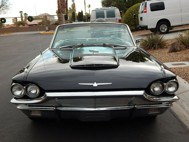 Ford Thunderbird 1964 image number 17