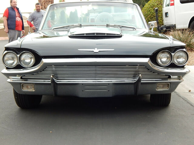 Ford Thunderbird 1964 image number 23