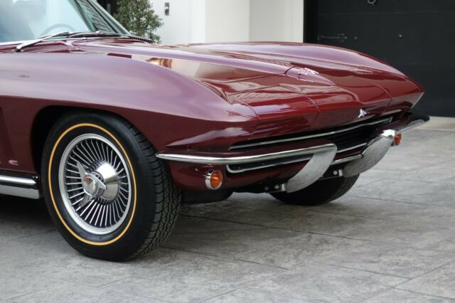 Chevrolet Corvette 1965 image number 2